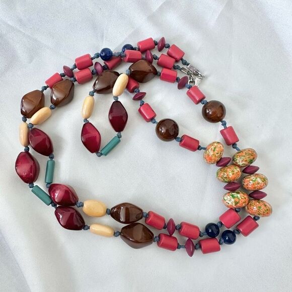 Red orange and blue long beaded necklace - Picture 7 of 9